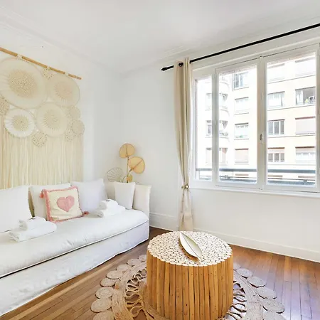 Charming -4p- Arc De Triomphe